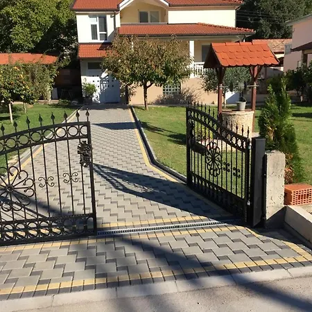 别墅 Villa Surmanci