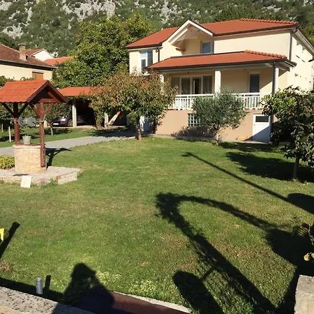 Villa Surmanci Surmanci