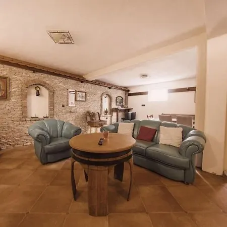 Villa Surmanci 别墅