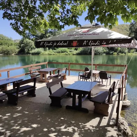 Villa Surmanci 别墅 *